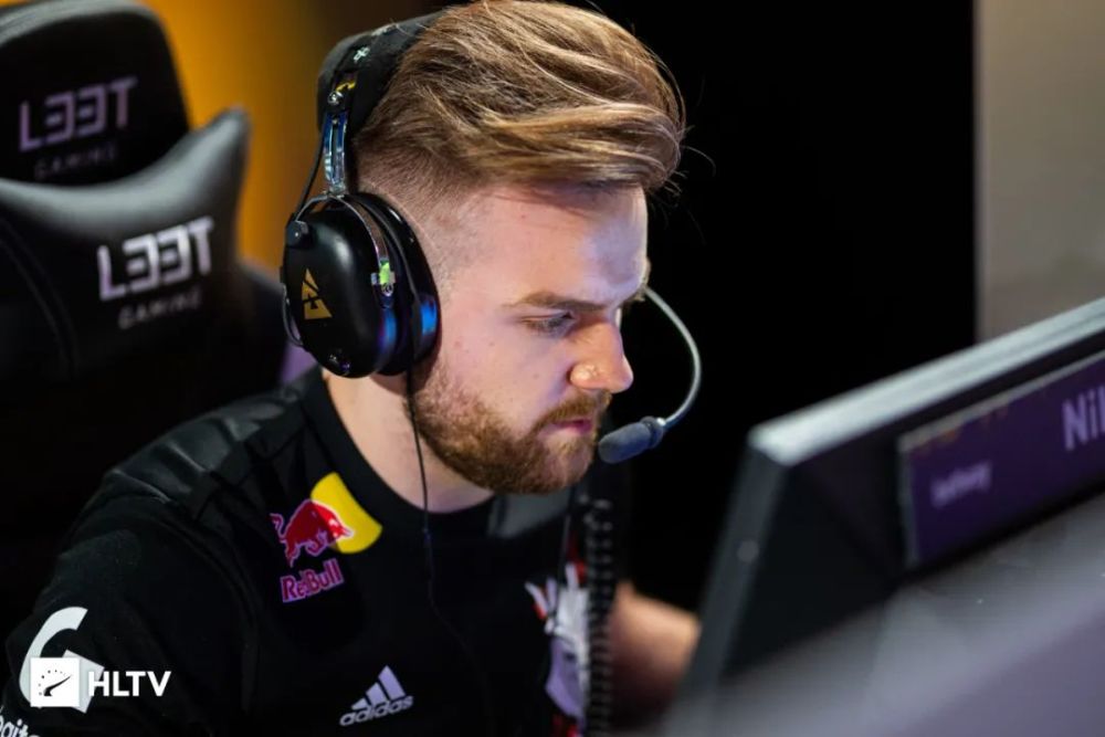 Ultra Prime 官方：玩家 xiaoyueji 正式离开了队伍