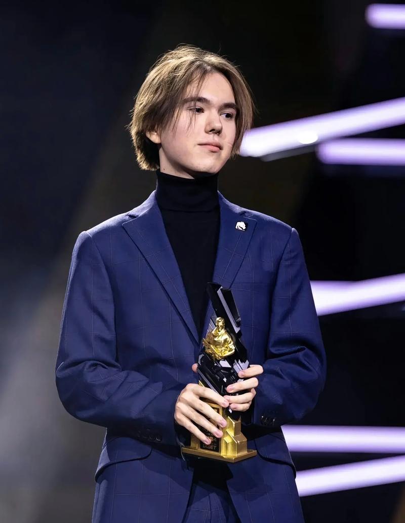 Rekkles新下家有着落了，法国次级联赛战队KC宣布加盟