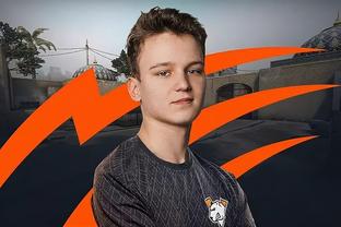 San绝活中单泽丽爆炸输出 Cat巴德关键大招 Cat队扳平比分