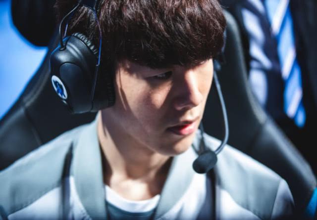 2023LDL第一阶段冠军杯赛总冠军：RYL 龙腾飞扬，搏志无双 恭喜RYL战队夺得2023LDL第一阶段冠军杯赛总冠军